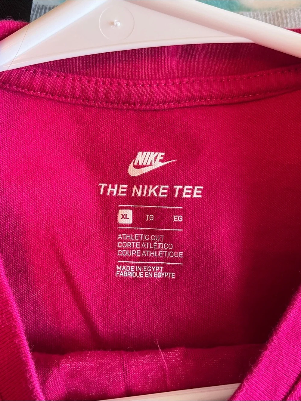 Nike bold graphic